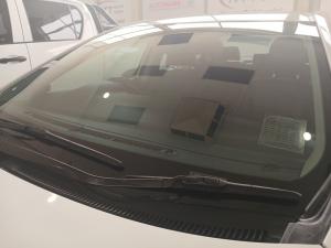 Toyota Corolla 1.4D Prestige - Image 14