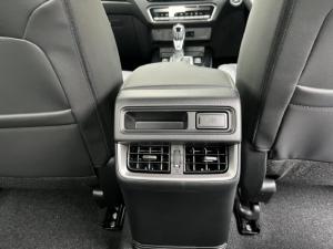Isuzu D-Max 3.0TD double cab V-Cross - Image 9