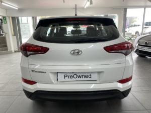 Hyundai Tucson 2.0 Premium auto - Image 4