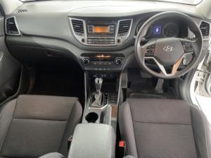 Hyundai Tucson 2.0 Premium auto - Image 6
