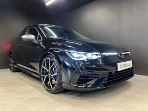 Volkswagen Golf R - Image 1