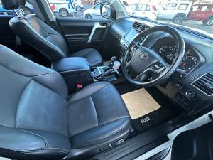 Toyota Land Cruiser Prado 2.8GD VX - Image 13