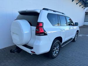Toyota Land Cruiser Prado 2.8GD VX - Image 2