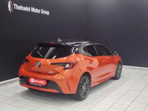 Toyota Corolla hatch 1.8 Hybrid XS - Image 3