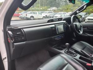 Toyota Hilux 2.8GD-6 double cab Raider auto - Image 7
