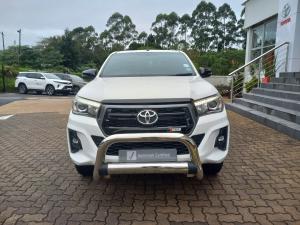 Toyota Hilux 2.8GD-6 double cab Raider auto - Image 4