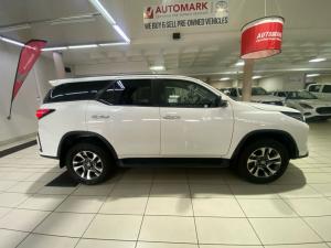 Toyota Fortuner 2.4GD-6 Raised Body automatic - Image 5