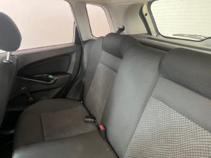 Ford Figo 1.4 Ambiente - Image 6
