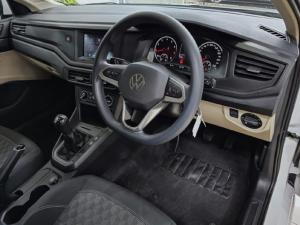 Volkswagen Polo sedan 1.6 manual - Image 16