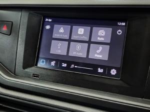 Volkswagen Polo sedan 1.6 manual - Image 18