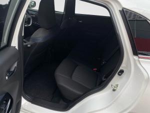 Toyota Starlet 1.5 XR auto - Image 8