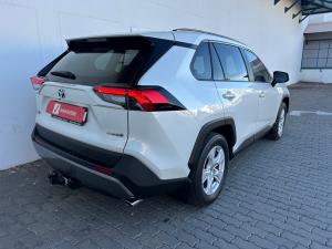 Toyota RAV4 2.5 Hybrid GX - Image 2