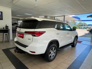 Toyota Fortuner 2.4GD-6 4x4 - Image 2