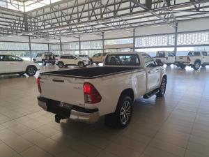Toyota Hilux 2.8GD-6 4x4 Legend 50 - Image 5