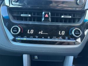 Toyota Corolla Cross 1.8 Hybrid XS - Image 12
