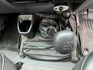 Toyota Land Cruiser 79 4.5D-4D V8 double cab LX - Image 10