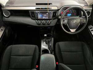 Toyota RAV4 2.0 GX auto - Image 7