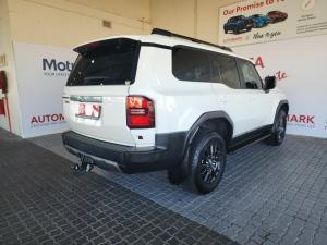 Toyota Land Cruiser Prado 2.8GD TX - Image 3