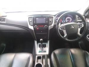 Mitsubishi Triton 2.4DI-D double cab auto - Image 10