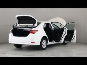 Toyota Corolla Quest 1.8 Plus manual - Image 9