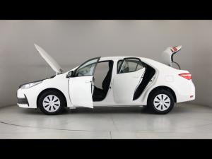 Toyota Corolla Quest 1.8 Plus manual - Image 12