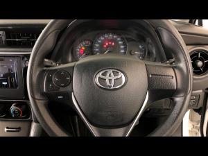 Toyota Corolla Quest 1.8 Plus manual - Image 26