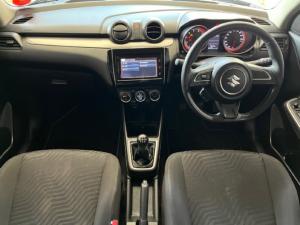 Suzuki Swift 1.2 GLX manual - Image 4