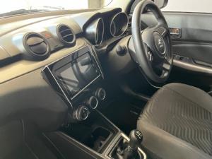 Suzuki Swift 1.2 GLX manual - Image 6