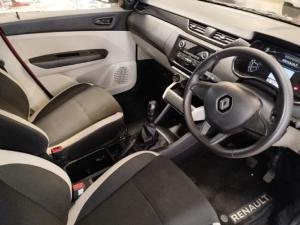 Renault Triber 1.0 Life - Image 10