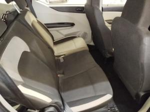 Renault Triber 1.0 Life - Image 8