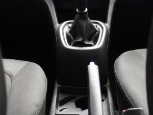 Hyundai Grand i10 1.25 Fluid - Image 12