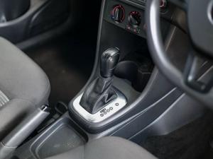 Volkswagen Polo Vivo hatch 1.6 Comfortline auto - Image 13