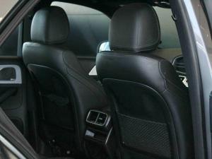 Mercedes-Benz GLE GLE300d 4Matic - Image 9