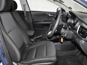 Kia Rio hatch 1.2 LS - Image 11