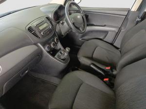 Hyundai i10 1.25 GLS/FLUID - Image 3