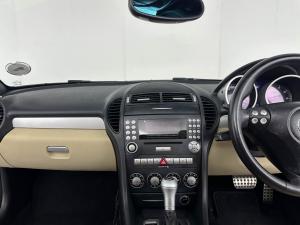 Mercedes-Benz SLK 200 Kompressor automatic - Image 14
