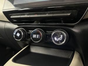 Nissan Magnite 1.0T Acenta CVT - Image 9