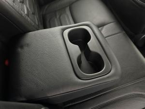 Nissan Navara 2.5DDTI SE Plus automatic D/C - Image 11