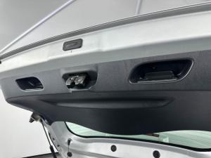 Renault Clio IV 900T Authentique 5-Door - Image 15