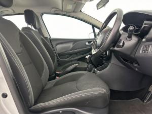 Renault Clio IV 900T Authentique 5-Door - Image 19