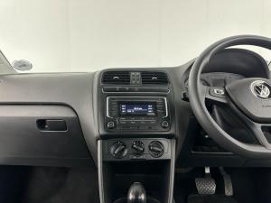 Volkswagen Polo Vivo 1.6 Comfortline TIP - Image 15