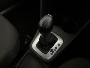 Volkswagen Polo Vivo 1.6 Comfortline TIP - Image 6