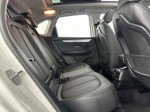 BMW 218i Active Tourer automatic - Image 13