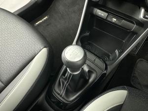 Kia Picanto 1.2 X-LINE - Image 15