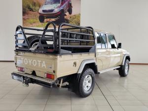 Toyota Land Cruiser 79 4.0 V6 double cab - Image 2