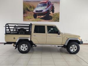 Toyota Land Cruiser 79 4.0 V6 double cab - Image 3