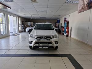 Toyota Hilux 2.8GD-6 double cab Raider auto - Image 4