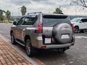 Toyota Land Cruiser Prado 2.8GD VX - Image 13