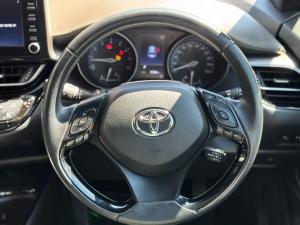 Toyota C-HR 1.2T Luxury - Image 8