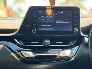 Toyota C-HR 1.2T Luxury - Image 12